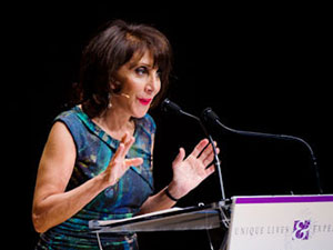 Andrea Martin